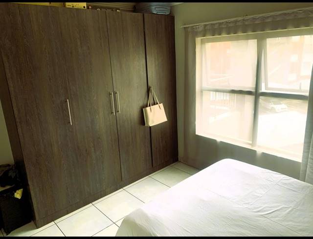 2 BEDROOM APARTMENT FOR SALE IN JANSEN PARK